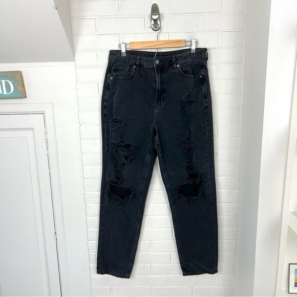 American Eagle Black Distressed Denim Mom Jeans Size 10 - Picture 1 of 9